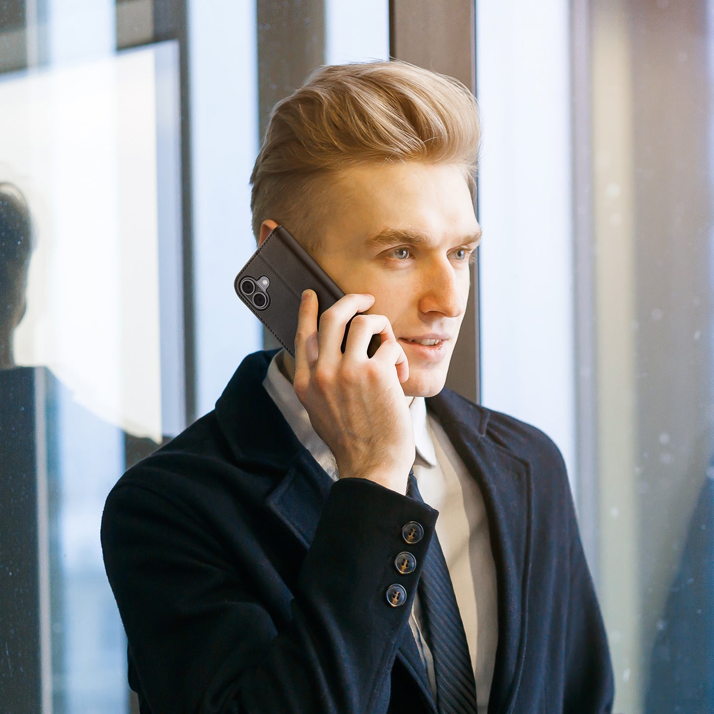 iPhone 17 Case DUX DUCIS Hivo Series Cowhide Leather RFID Blocking Wallet Stand Flip Phone Cover