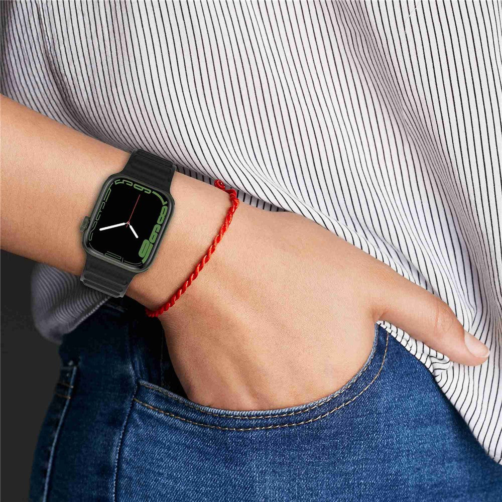 Apple Watch Ultra 3 2 1 49mm / Series 11 10 46mm / 9 8 7 45mm / SE3 SE2 SE 6 5 4 44mm / 3 2 1 42mm Wave Design Silicone Watch Band Square Buckle Wrist Strap